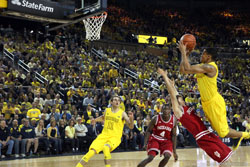 Michigan vs Indiana university basketball game 2013 photography by robbie small